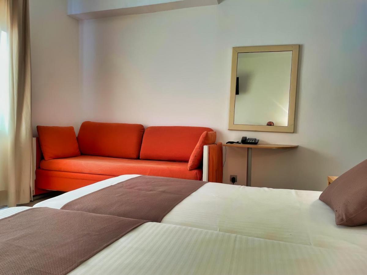 Hotel Villamarina Club Salou Buitenkant foto