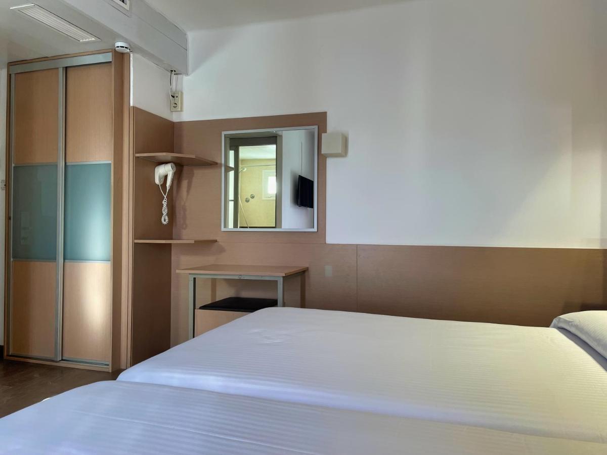 Hotel Villamarina Club Salou Buitenkant foto